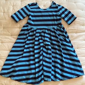 NWOT Hanna Andersson Blue Stripe Dress Sz 6-7 120